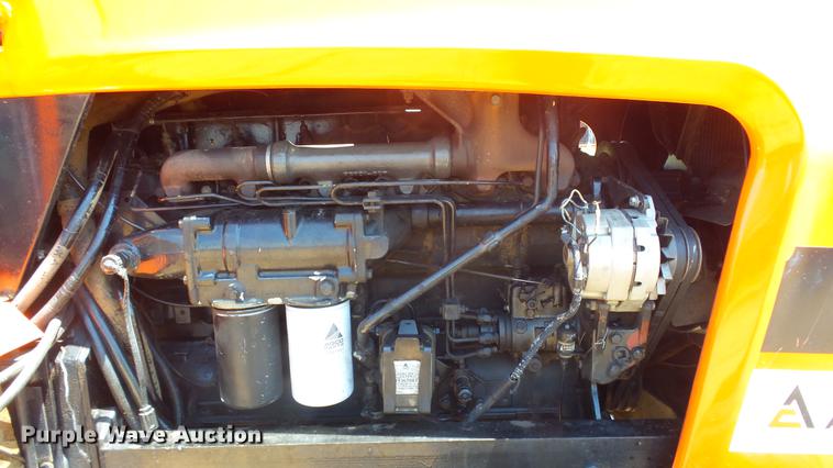 image for item DE7226 1979 Allis Chalmers 7060 tractor