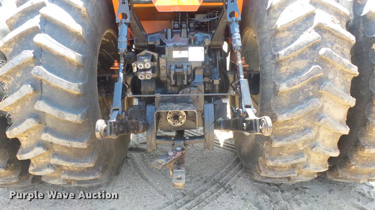 image for item DE7226 1979 Allis Chalmers 7060 tractor