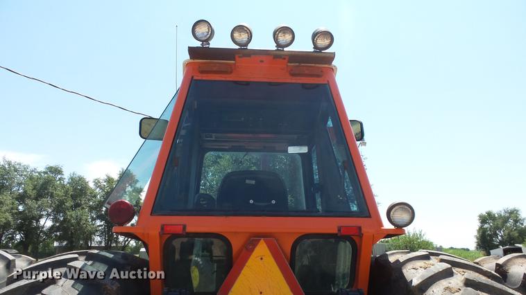 image for item DE7226 1979 Allis Chalmers 7060 tractor