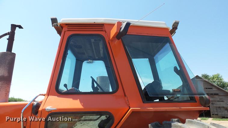 image for item DE7226 1979 Allis Chalmers 7060 tractor