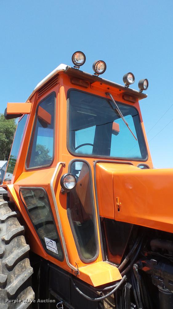 image for item DE7226 1979 Allis Chalmers 7060 tractor