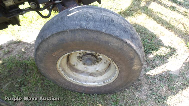 image for item DF3280 Mahindra 6000 tractor