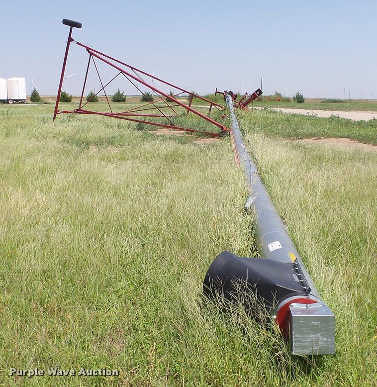 image for item DF4303 2014 Hutchinson swing-out auger