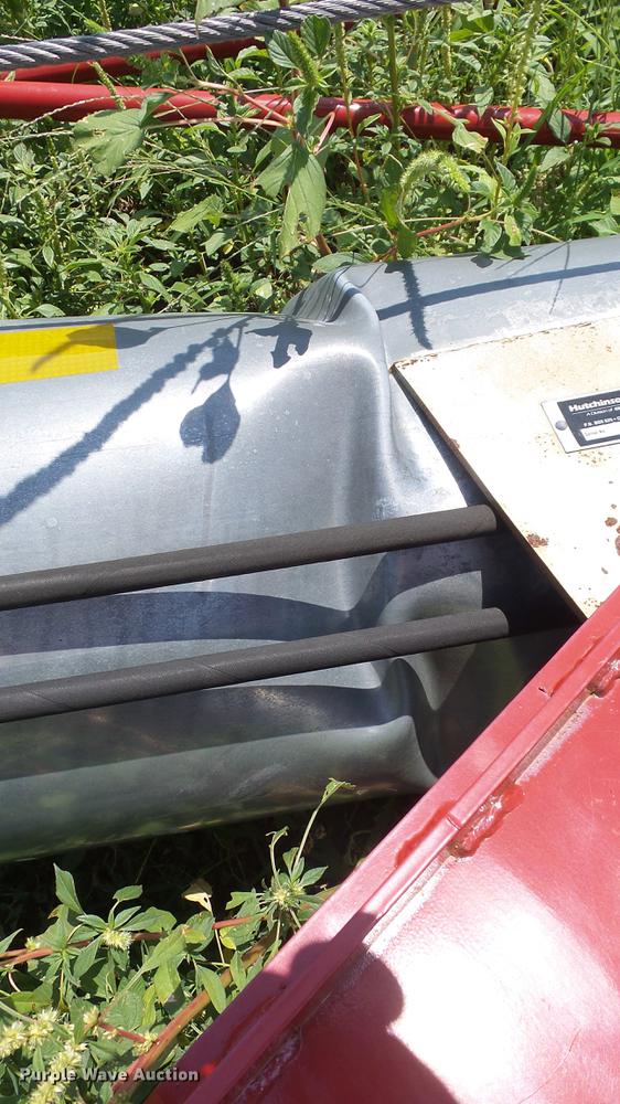 image for item DF4303 2014 Hutchinson swing-out auger