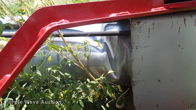 image for item DF4303 2014 Hutchinson swing-out auger