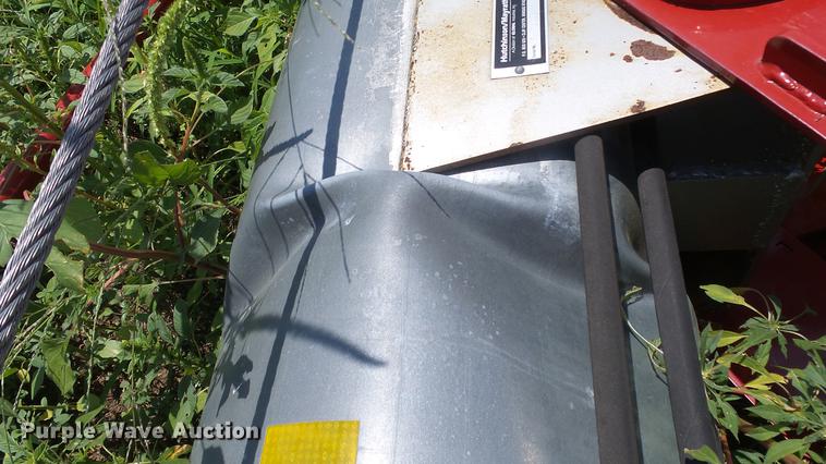 image for item DF4303 2014 Hutchinson swing-out auger