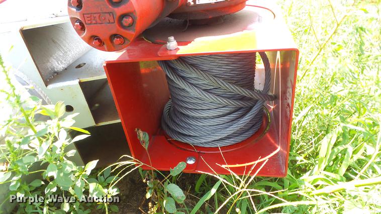 image for item DF4303 2014 Hutchinson swing-out auger