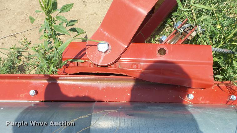 image for item DF4303 2014 Hutchinson swing-out auger