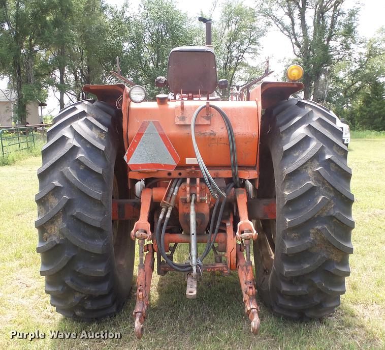 image for item DF4304 Allis Chalmers 200 tractor