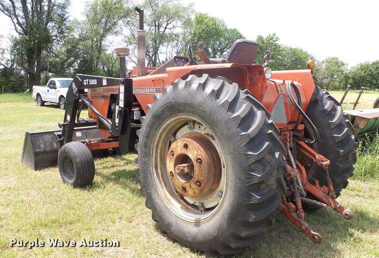 image for item DF4304 Allis Chalmers 200 tractor