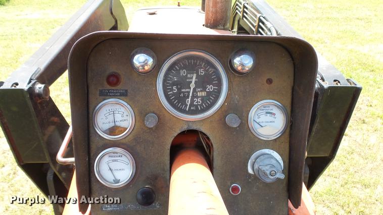 image for item DF4304 Allis Chalmers 200 tractor