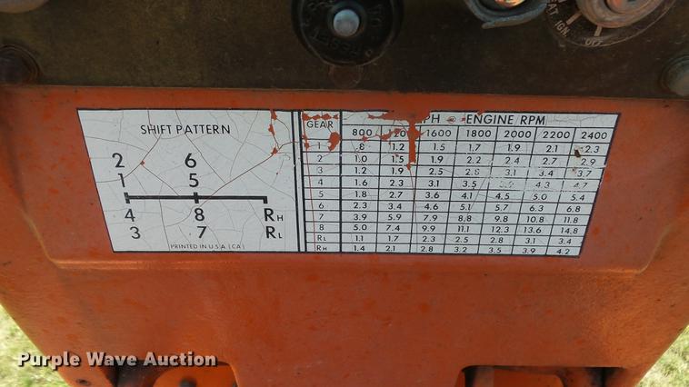image for item DF4304 Allis Chalmers 200 tractor