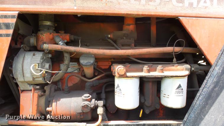 image for item DF4304 Allis Chalmers 200 tractor