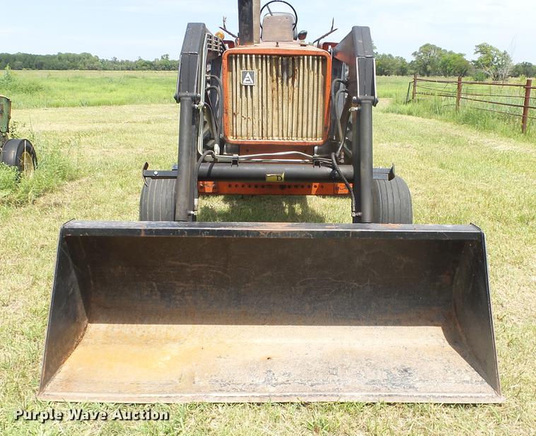image for item DF4304 Allis Chalmers 200 tractor