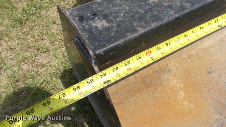 image for item DF4304 Allis Chalmers 200 tractor