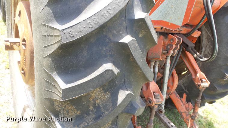 image for item DF4304 Allis Chalmers 200 tractor