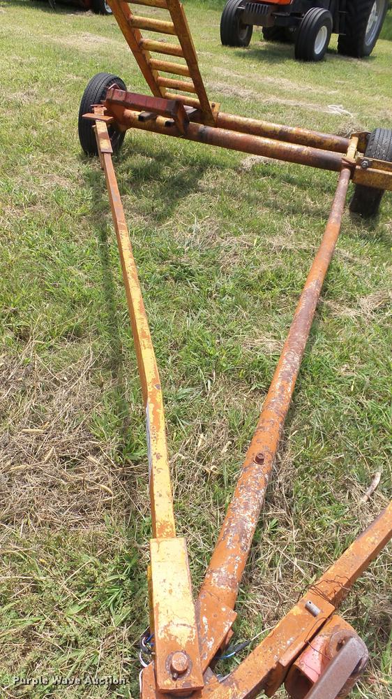 image for item DF4306 Swather trailer