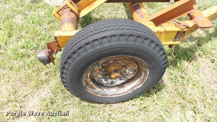 image for item DF4306 Swather trailer