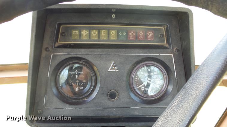 image for item DF4307 Allis Chalmers 8050 tractor