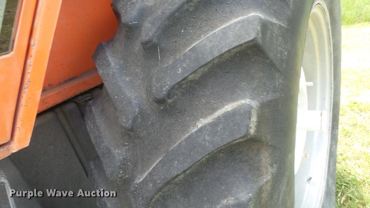 image for item DF4307 Allis Chalmers 8050 tractor