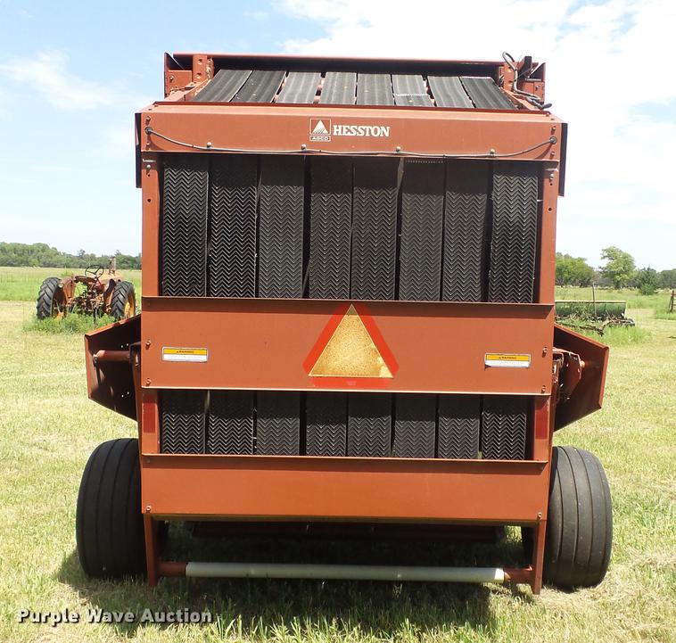 image for item DF4308 Hesston 565A round baler