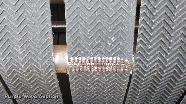 image for item DF4308 Hesston 565A round baler