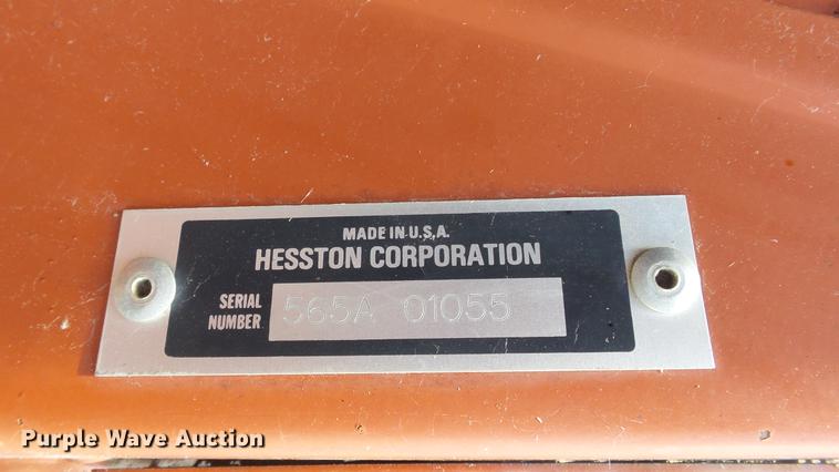 image for item DF4308 Hesston 565A round baler