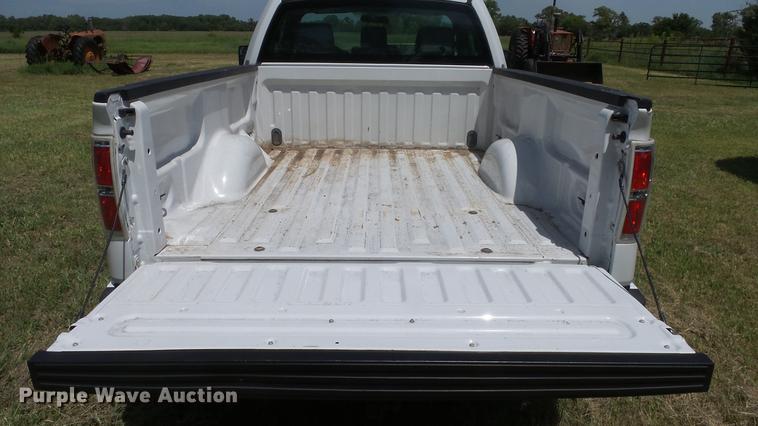 image for item DF4309 2013 Ford F150 pickup truck