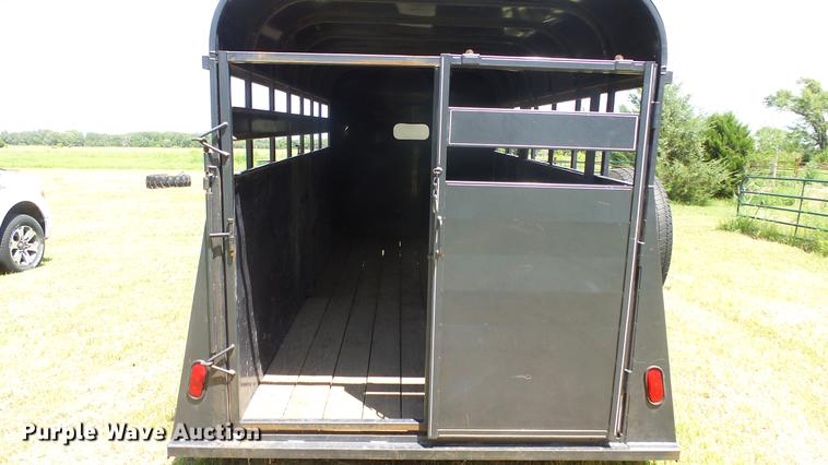 image for item DF4310 2004 Pro Stock livestock trailer