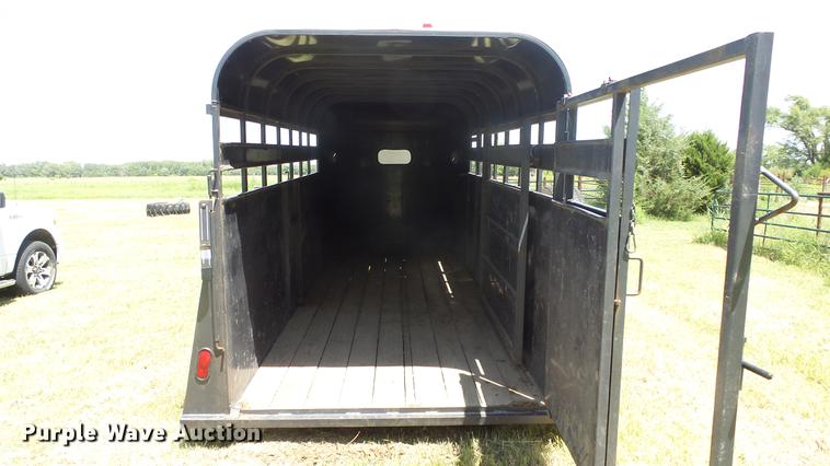 image for item DF4310 2004 Pro Stock livestock trailer