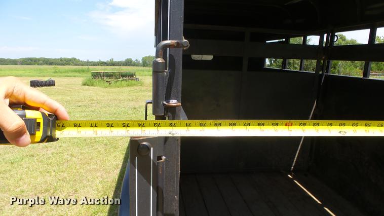 image for item DF4310 2004 Pro Stock livestock trailer