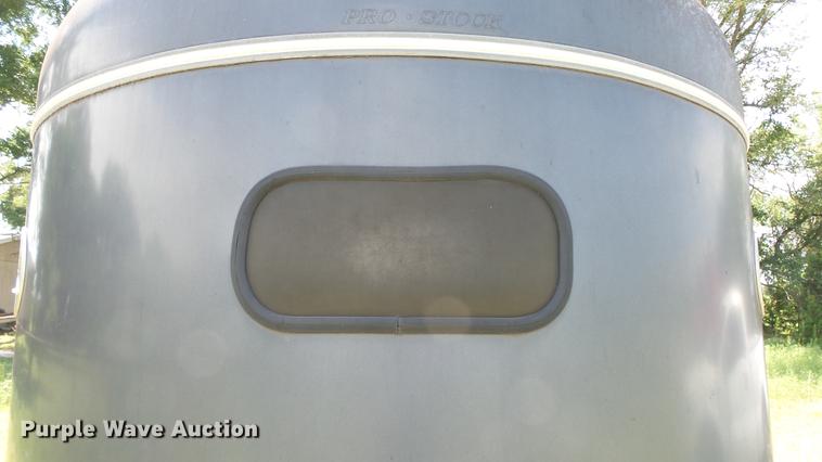 image for item DF4310 2004 Pro Stock livestock trailer