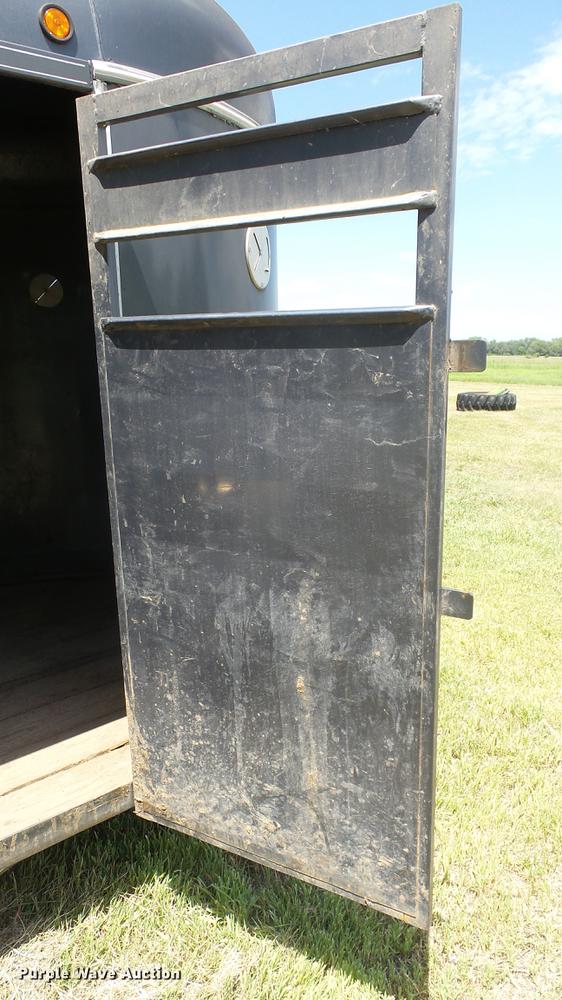 image for item DF4310 2004 Pro Stock livestock trailer