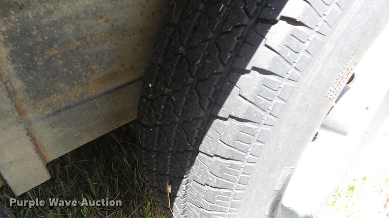 image for item DF4310 2004 Pro Stock livestock trailer