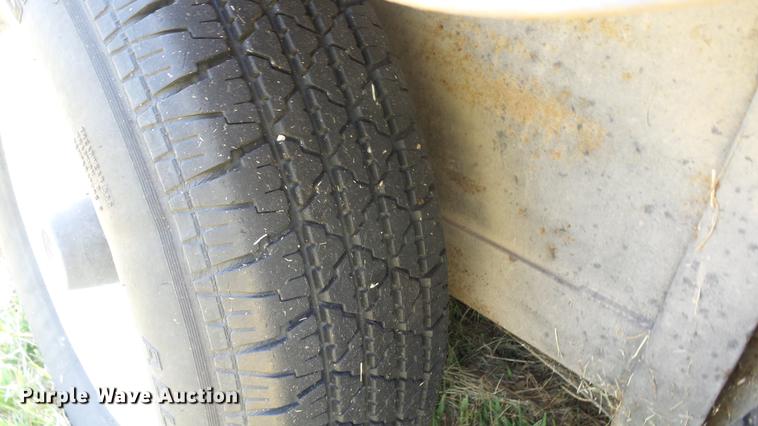 image for item DF4310 2004 Pro Stock livestock trailer