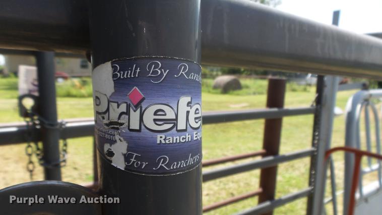 image for item DF4311 Priefert livestock alley and sweep tub