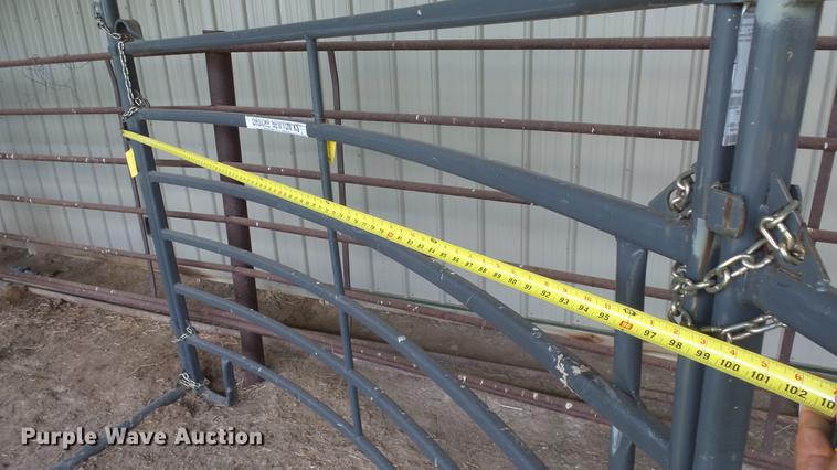 image for item DF4311 Priefert livestock alley and sweep tub