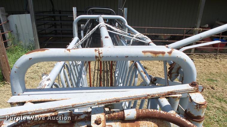 image for item DF4312 Filson steel squeeze chute