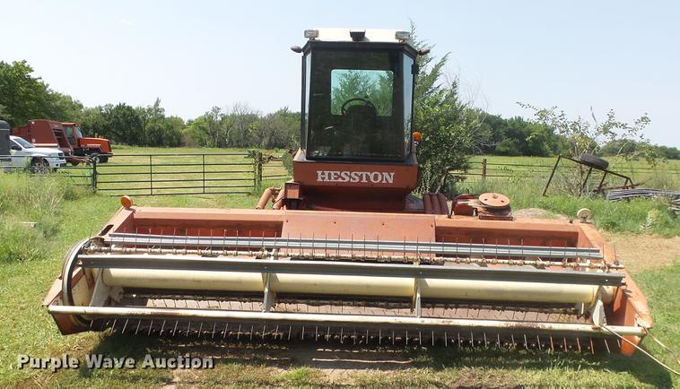 image for item DF4313 Hesston 6450 windrower