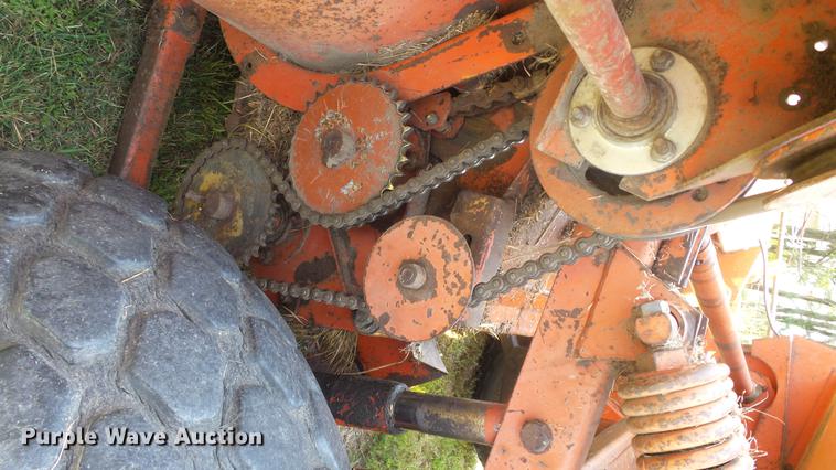 image for item DF4313 Hesston 6450 windrower