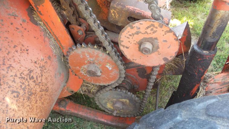 image for item DF4313 Hesston 6450 windrower