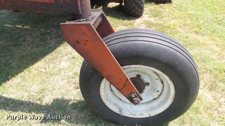 image for item DF4313 Hesston 6450 windrower