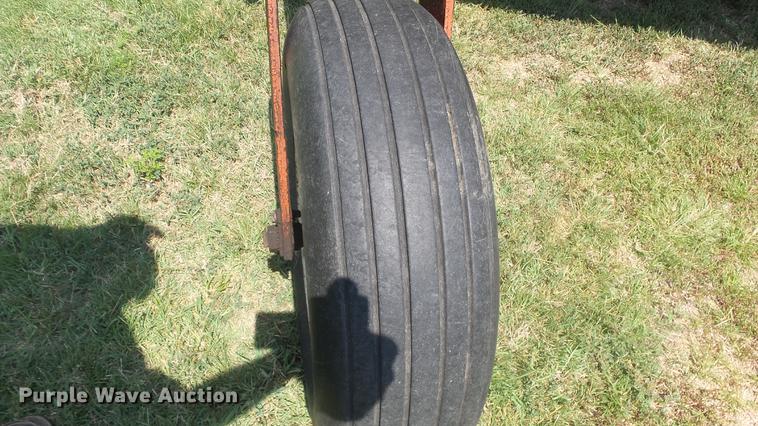 image for item DF4313 Hesston 6450 windrower