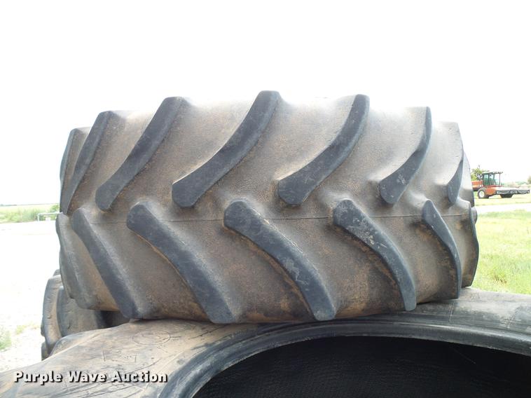 image for item EP9508 (7) Firestone 710/70R38 tires