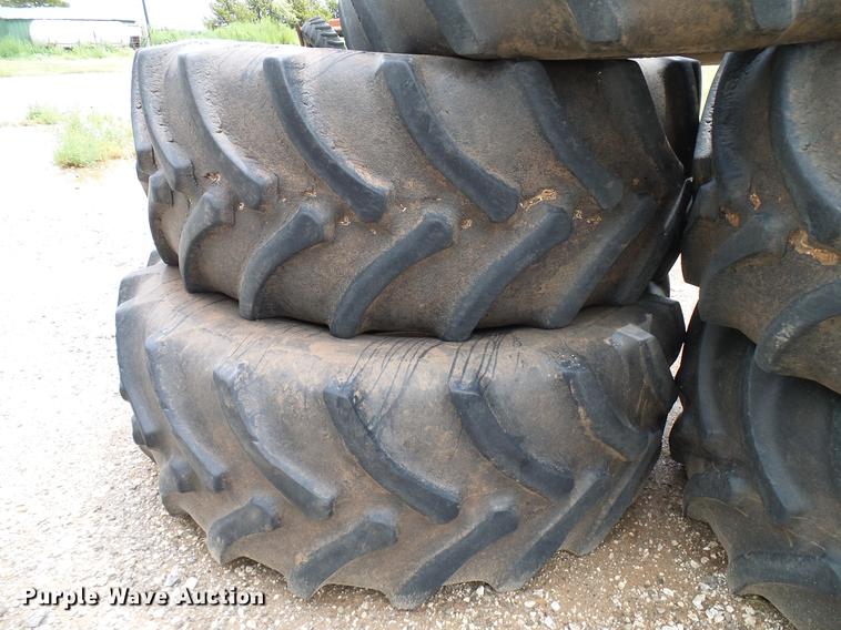 image for item EP9508 (7) Firestone 710/70R38 tires