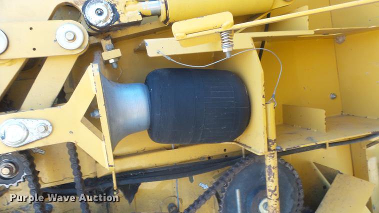 image for item ES9311 Vermeer 605XL round baler