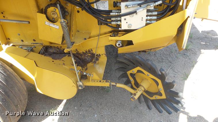 image for item ES9311 Vermeer 605XL round baler