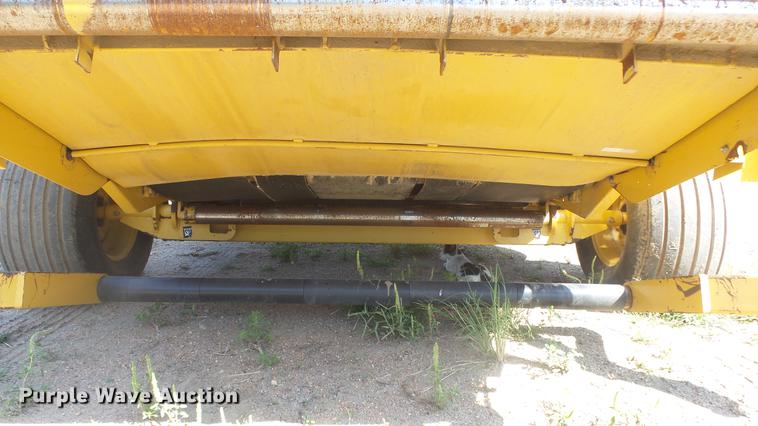 image for item ES9311 Vermeer 605XL round baler