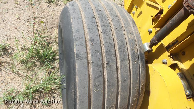 image for item ES9311 Vermeer 605XL round baler