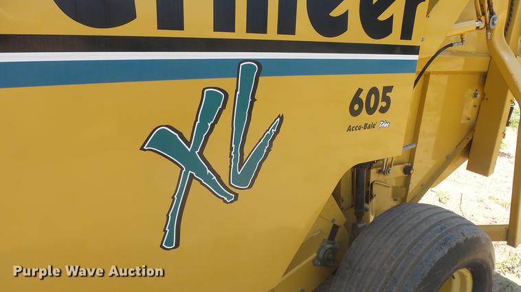 image for item ES9311 Vermeer 605XL round baler